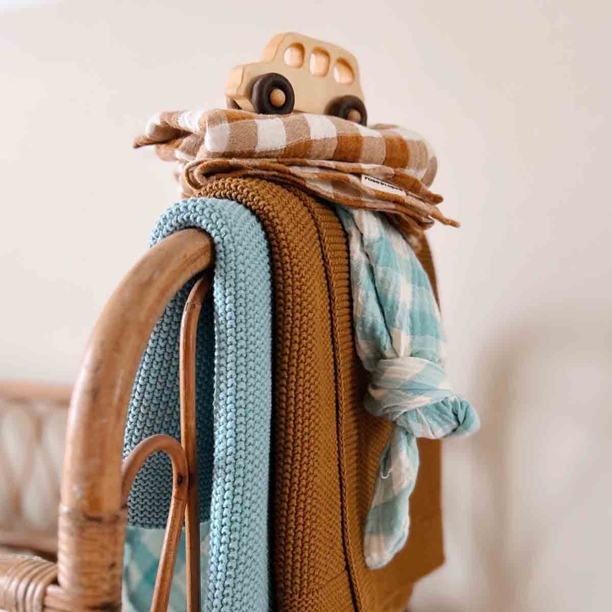 ROSE IN APRIL Swaddle - Blue/Cream Gingham