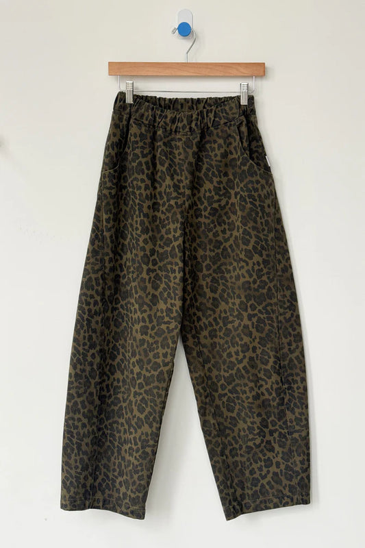 LE BON SHOPPE Arc Pants - Fern Leopard