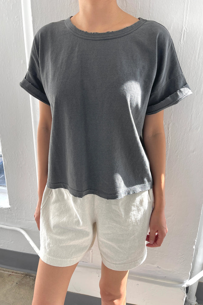 LE BON SHOPPE Vintage Fille Tee - Washed Black