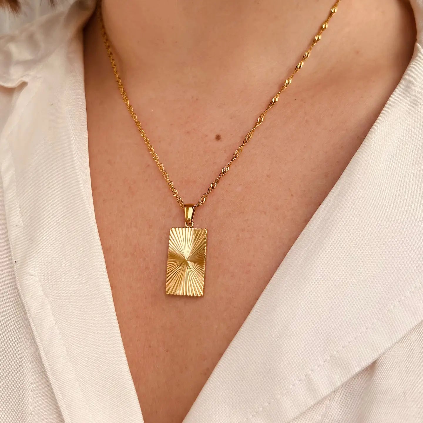 Little Nell Everyday Gold Sunrise Pendant - Rectangle