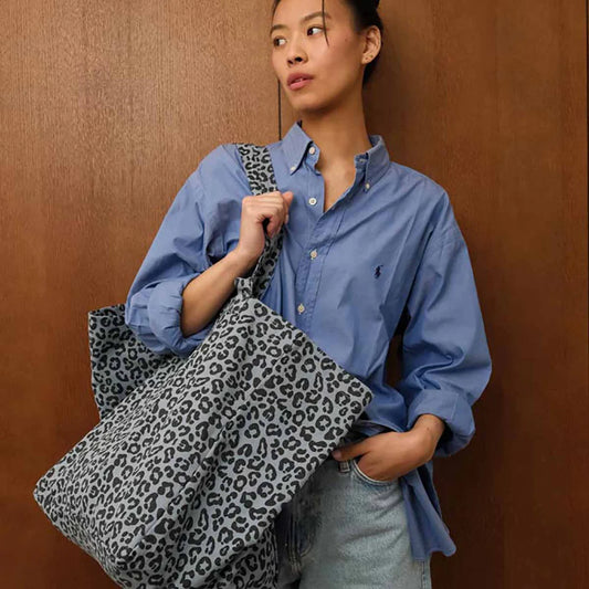 ROSE IN APRIL Tote Bag - Grey Blue Leopard