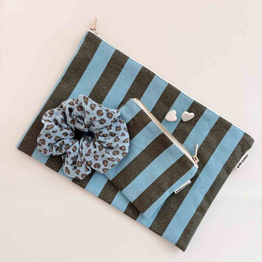 ROSE IN APRIL Flat Bag - Blue/Green Stripes
